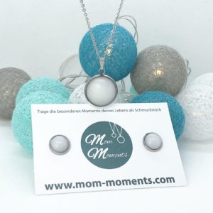 Muttermilchschmuck von Mom-Moments, Schmuckset Muttermilchkette und Ohrstecker aus Muttermilch, Schmuck aus Muttermilch