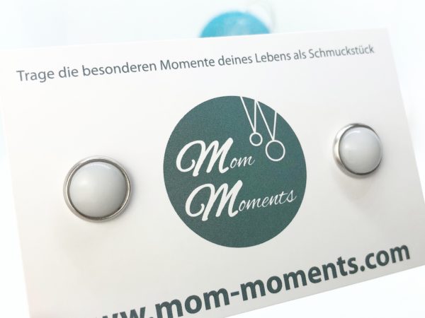 Muttermilchschmuck von Mom-Moments, Muttermilchohrstecker, Schmuck aus Muttermilch