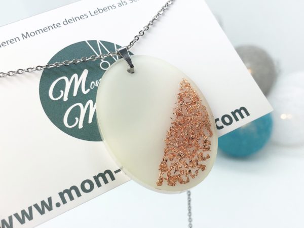 Muttermilchschmuck mit Edelstahlkette, personalisierter Schmuck mit deiner Muttermilch und Blattmetall, Halskette, Schmuck aus Muttermilch von Mom-Moments