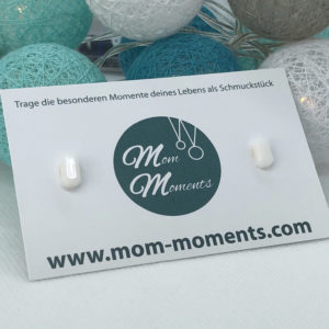 Tragebild Ohrstecker komplett aus Muttermilch, Schmuck aus Muttermilch, Muttermilchschmuck von Mom-Moments