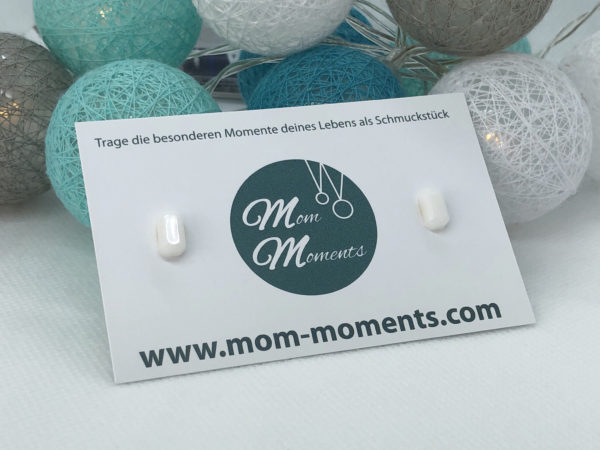 Tragebild Ohrstecker komplett aus Muttermilch, Schmuck aus Muttermilch, Muttermilchschmuck von Mom-Moments